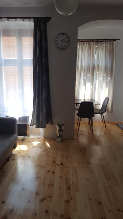 Apt Nr 1 - Cogito.Home- Starowka Z 9 Okien Stary Toruń Kültér fotó